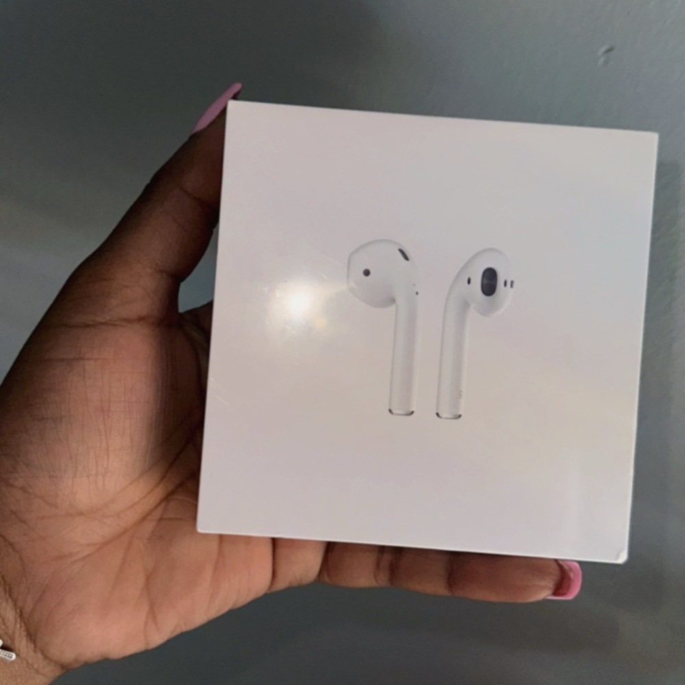 Apple White Wireless Earphones